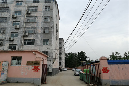出售泰安向阳小区西区3室1厅1卫75平简单装修